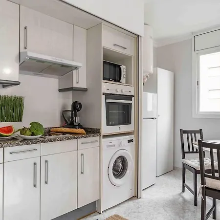 Tic Tac 23 Family With Pool View * Lloret de Mar