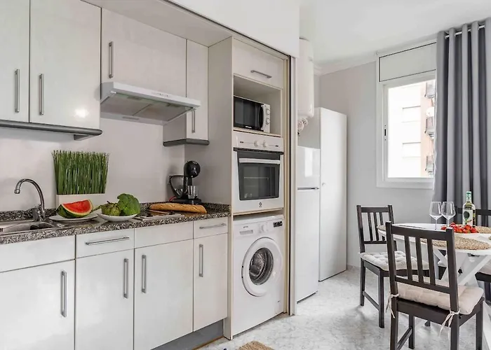 Tic Tac 23 Family With Pool View * Lloret de Mar