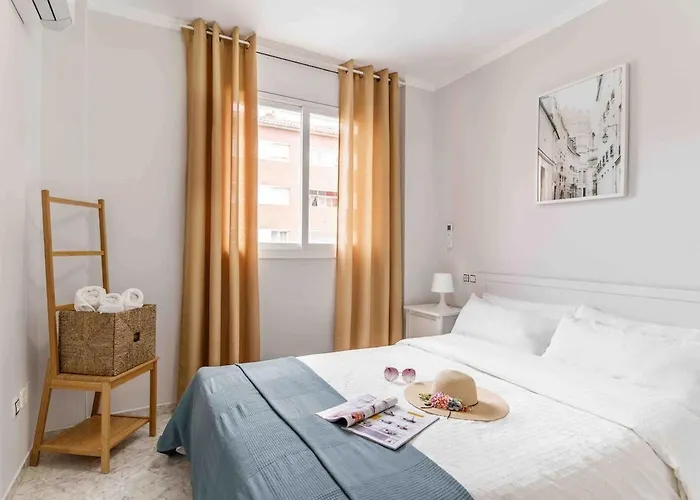 Tic Tac 23 Family With Pool View Lloret de Mar