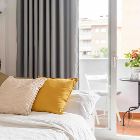 Tic Tac 23 Family With Pool View Apartament *